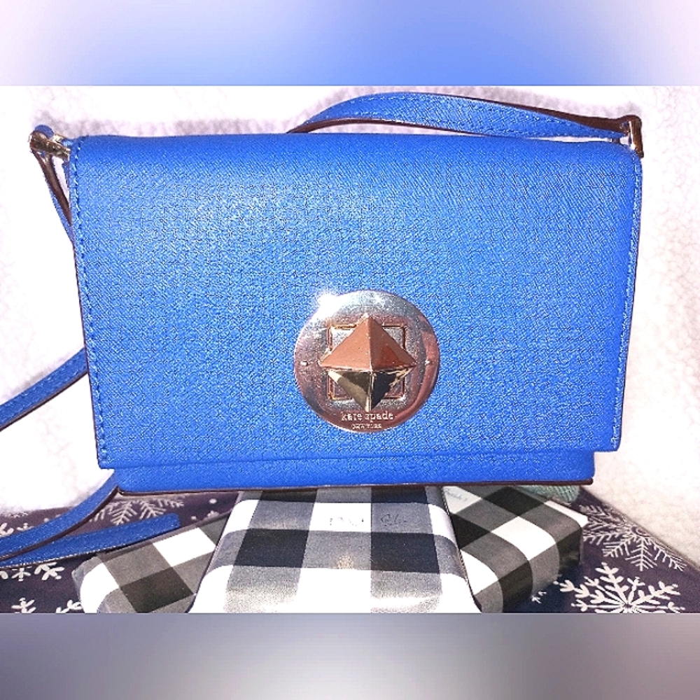 Kate Spade; Beautiful Royal Blue; Twist Lock; NWOT